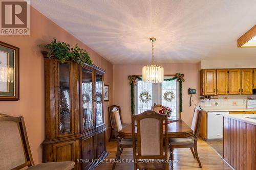 82 River Heights Road, Marmora And Lake, ON - Indoor Photo Showing Dining Room