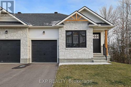 825 St John Street, Merrickville-Wolford, ON - Outdoor With Facade