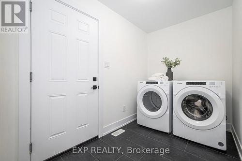 825 St John Street, Merrickville-Wolford, ON - Indoor Photo Showing Laundry Room