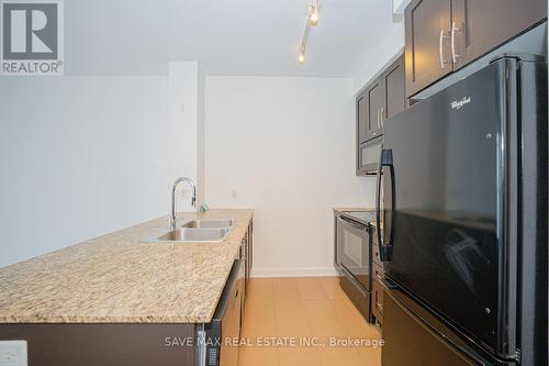 2908 - 4070 Confederation Parkway, Mississauga, ON - Indoor Photo Showing Kitchen With Stainless Steel Kitchen With Double Sink