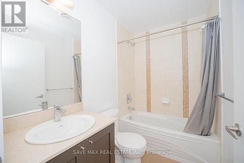 2908 - 4070 Confederation Parkway, Mississauga, ON - Indoor Photo Showing Bathroom