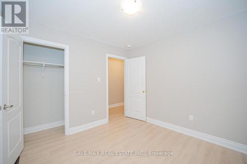 126 Sunset Way, Thorold, ON - Indoor Photo Showing Other Room