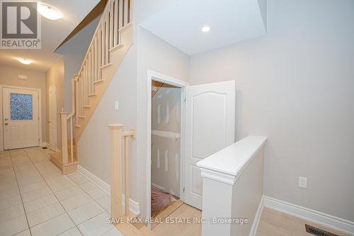 126 Sunset Way, Thorold, ON - Indoor Photo Showing Other Room