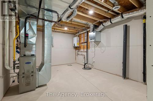 34 Marie Street, Pelham (662 - Fonthill), ON - Indoor Photo Showing Basement