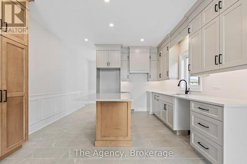 34 Marie Street, Pelham (662 - Fonthill), ON - Indoor Photo Showing Kitchen