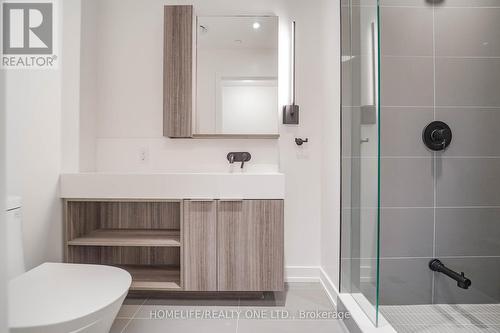 1111 - 117 Broadway Avenue, Toronto, ON - Indoor Photo Showing Bathroom