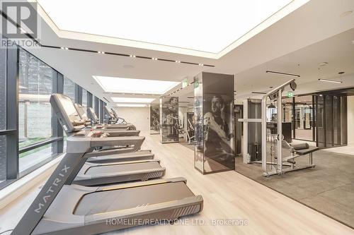 1111 - 117 Broadway Avenue, Toronto, ON - Indoor Photo Showing Gym Room