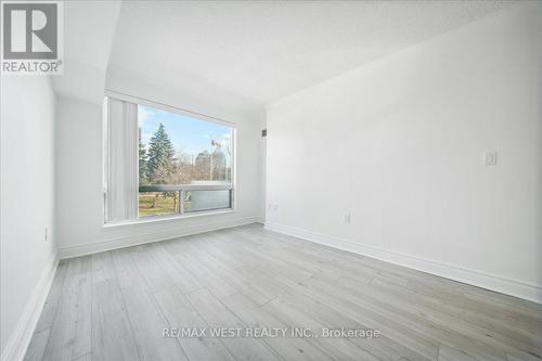 203 - 1 Hycrest Avenue, Toronto, ON - Indoor Photo Showing Other Room