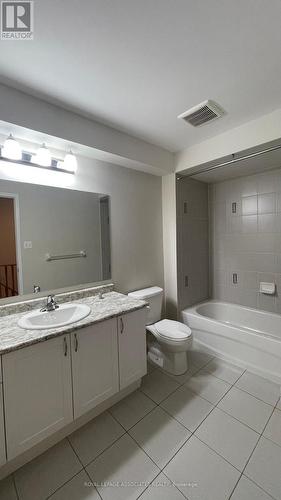 2506 Rosedrop Path, Oshawa, ON - Indoor Photo Showing Bathroom