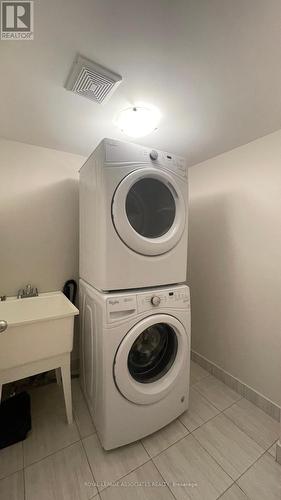 2506 Rosedrop Path, Oshawa, ON - Indoor Photo Showing Laundry Room