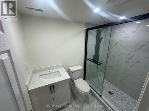 1131 Plymouth Drive, Oshawa, ON - Indoor Photo Showing Bathroom