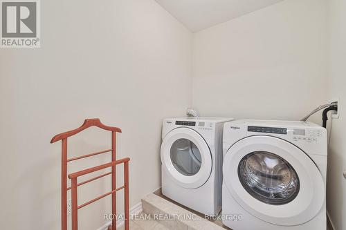 1246 Peelar Crescent, Innisfil, ON - Indoor Photo Showing Laundry Room