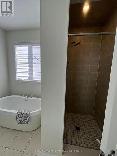 15 Morning Sparrow Drive, Vaughan, ON - Indoor Photo Showing Bathroom