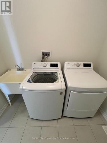 15 Morning Sparrow Drive, Vaughan, ON - Indoor Photo Showing Laundry Room