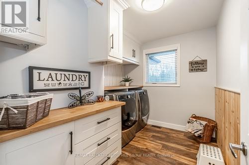 45 Evergreen Avenue, Tiny, ON - Indoor Photo Showing Laundry Room