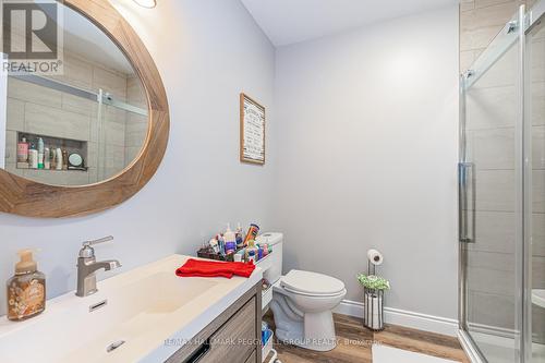 45 Evergreen Avenue, Tiny, ON - Indoor Photo Showing Bathroom