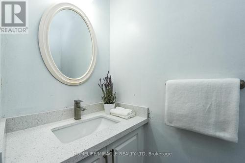 12 Finchgate Boulevard, Brampton, ON - Indoor Photo Showing Bathroom