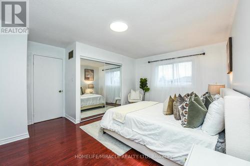 12 Finchgate Boulevard, Brampton, ON - Indoor Photo Showing Bedroom