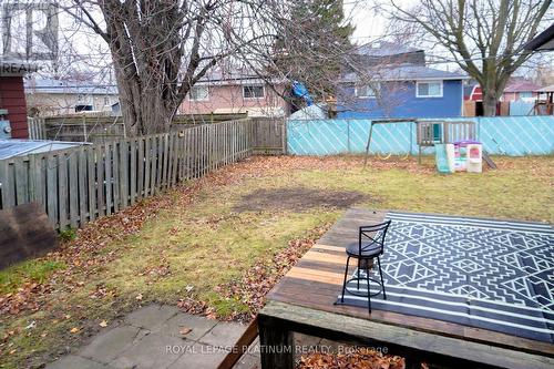 805 Krosno Boulevard, Pickering, ON - Outdoor