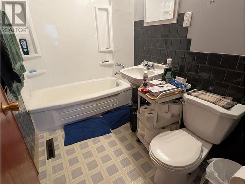 4903 48 Avenue, Pouce Coupe, BC - Indoor Photo Showing Bathroom