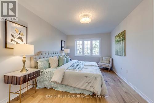 1277 Craigleith Road, Oakville, ON - Indoor Photo Showing Bedroom