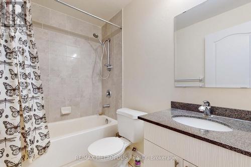 712 - 7405 Goreway Drive, Mississauga, ON - Indoor Photo Showing Bathroom