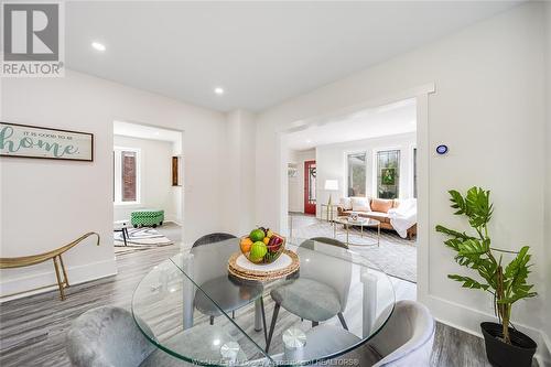 228 Prado, Windsor, ON - Indoor Photo Showing Dining Room