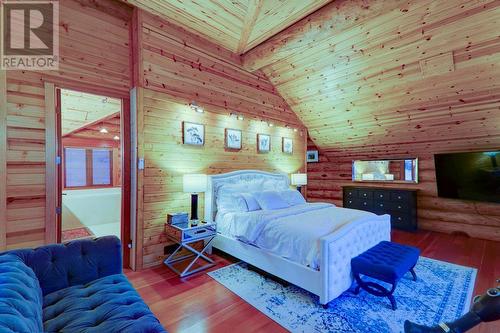 1783 Greywolf Drive, Panorama, BC - Indoor Photo Showing Bedroom