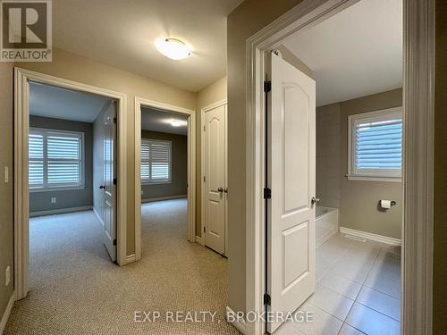 866 Riverview Way, Kingston (Kingston East (Incl Barret Crt)), ON - Indoor Photo Showing Other Room