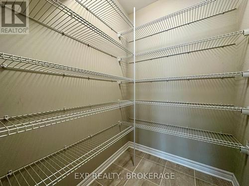 866 Riverview Way, Kingston (Kingston East (Incl Barret Crt)), ON - Indoor With Storage