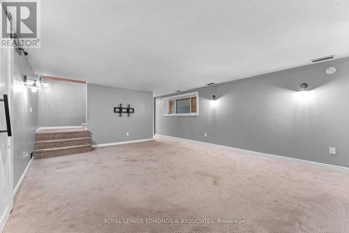 3033 Mclaughlin Road, Whitewater Region, ON - Indoor Photo Showing Other Room