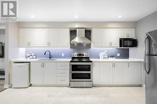 69 - 2288 The Collegeway, Mississauga, ON - Indoor Photo Showing Kitchen