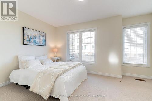 682 Summers Common, Burlington, ON - Indoor Photo Showing Bedroom