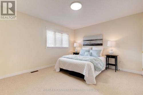 682 Summers Common, Burlington, ON - Indoor Photo Showing Bedroom