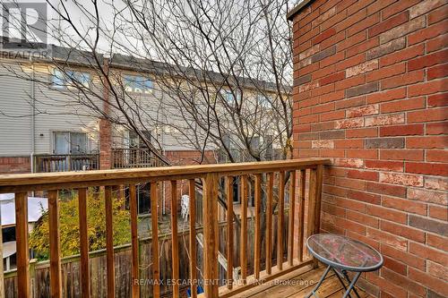 682 Summers Common, Burlington, ON - Outdoor With Exterior