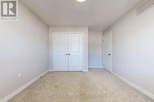 15 Dresser Lane, Hamilton, ON - Indoor Photo Showing Other Room