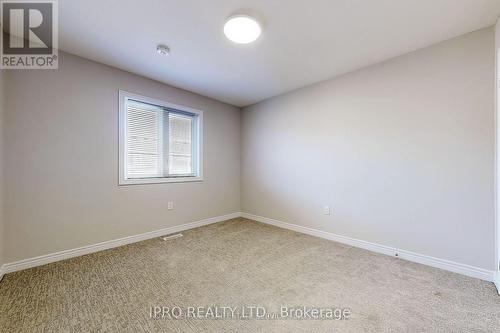 15 Dresser Lane, Hamilton, ON - Indoor Photo Showing Other Room