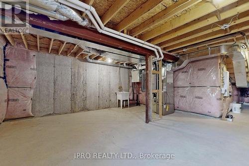 15 Dresser Lane, Hamilton, ON - Indoor Photo Showing Basement