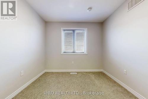 15 Dresser Lane, Hamilton, ON - Indoor Photo Showing Other Room