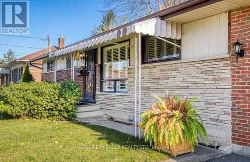 25 Beverly Road, Brantford, ON - Outdoor