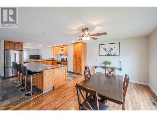 731 Columbia Place, Oliver, BC - Indoor Photo Showing Dining Room