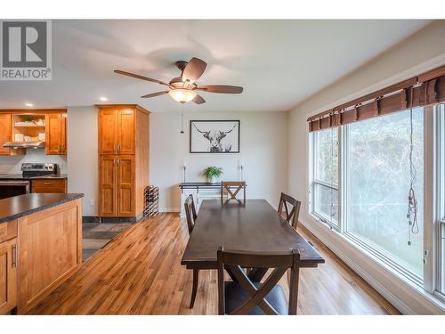 731 Columbia Place, Oliver, BC - Indoor Photo Showing Dining Room