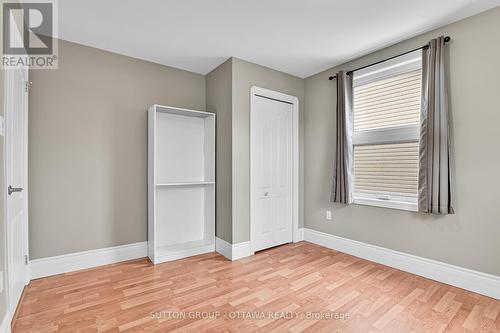 11 Minto Street, Whitewater Region, ON - Indoor Photo Showing Other Room