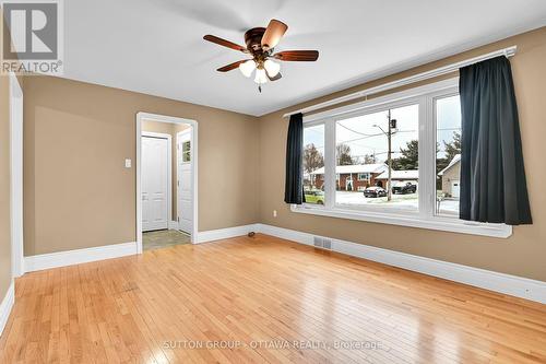 11 Minto Street, Whitewater Region, ON - Indoor Photo Showing Other Room