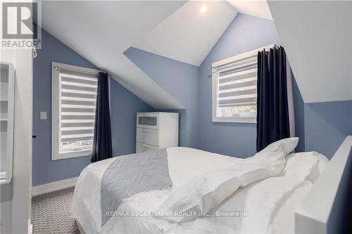 676 Bayshore Boulevard, Burlington, ON - Indoor Photo Showing Bedroom