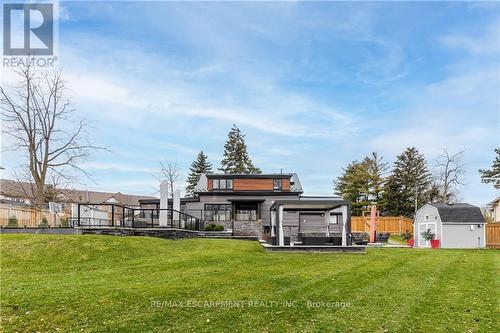 676 Bayshore Boulevard, Burlington, ON - Outdoor