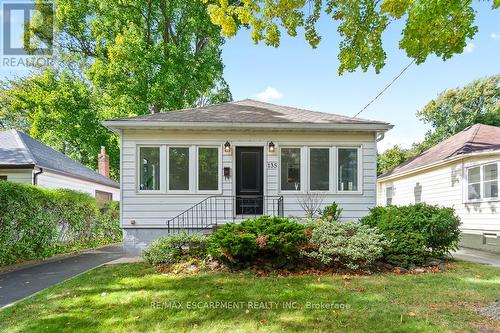 135 Deane Avenue, Oakville, ON - Outdoor