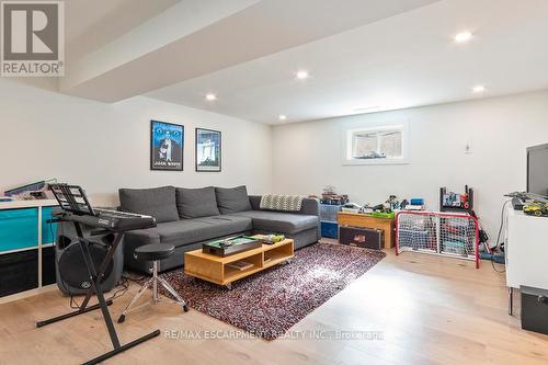 135 Deane Avenue, Oakville, ON - Indoor Photo Showing Other Room