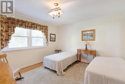 214 Donessle Drive, Oakville, ON - Indoor Photo Showing Bedroom