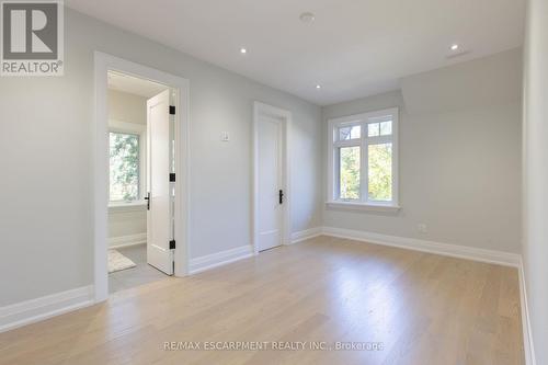 128 Balsam Drive, Oakville, ON - Indoor Photo Showing Other Room